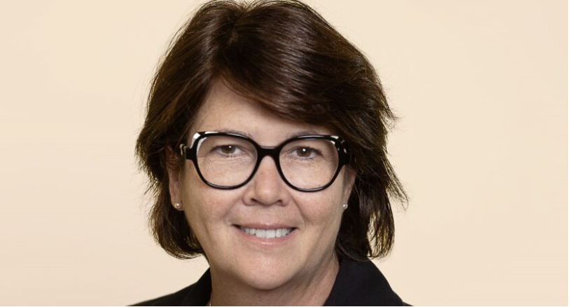 Carole Sirou - PodCast AIRS EPISODE#3 : Comprendre pour challenger, l’atout d’être CEO